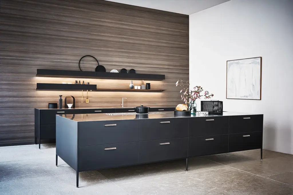cocina-unit-negra-autor